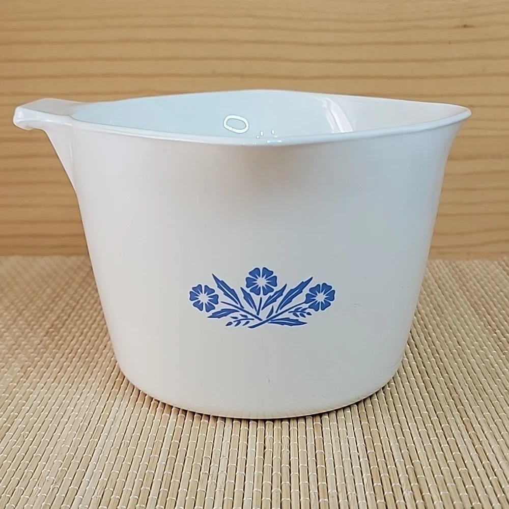 Vintage Corning Ware Blue CornFlower 1qt Saucemaker